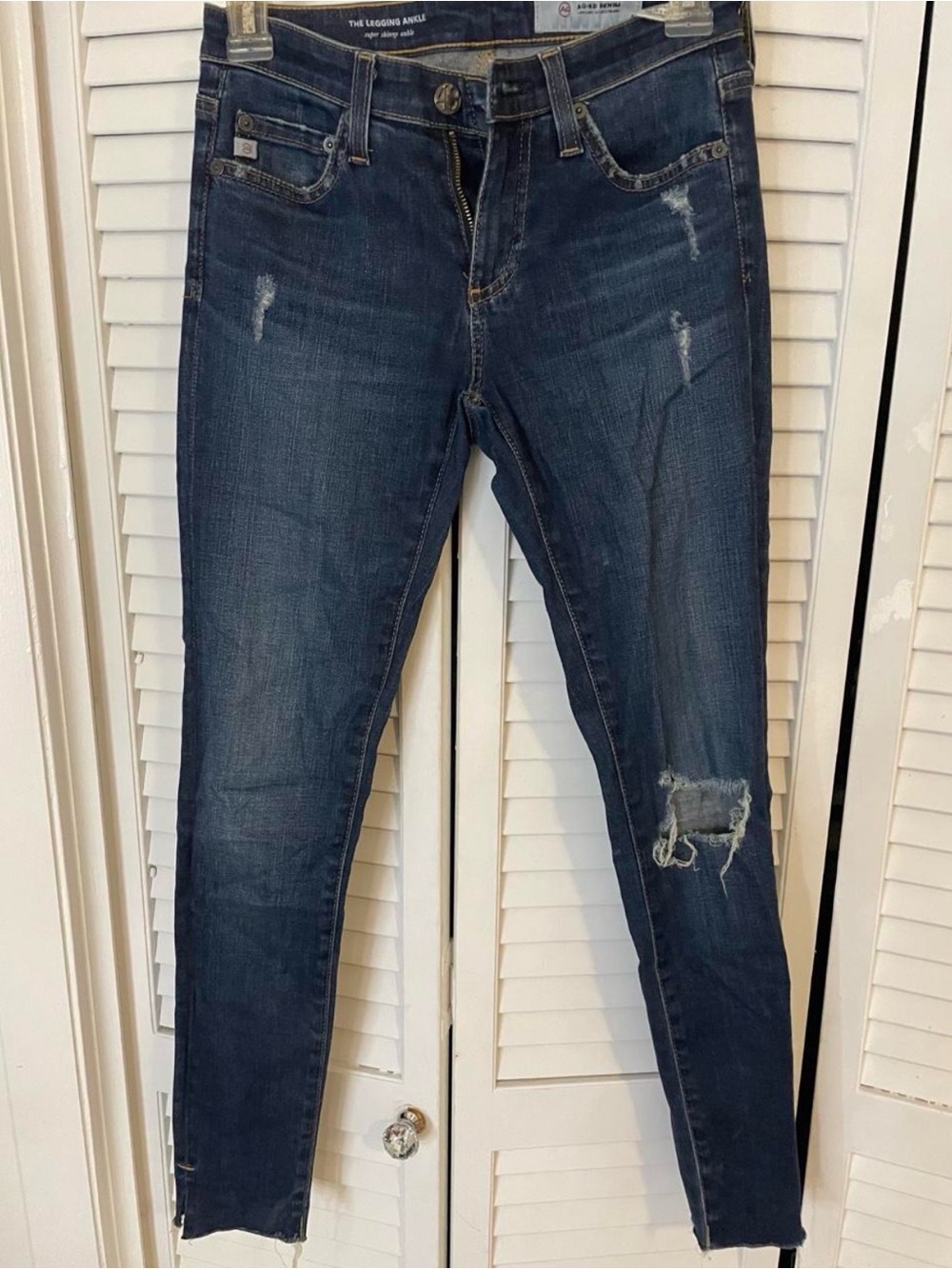 Abercrombie & Fitch Dark Blue Distressed Skinny Jeans